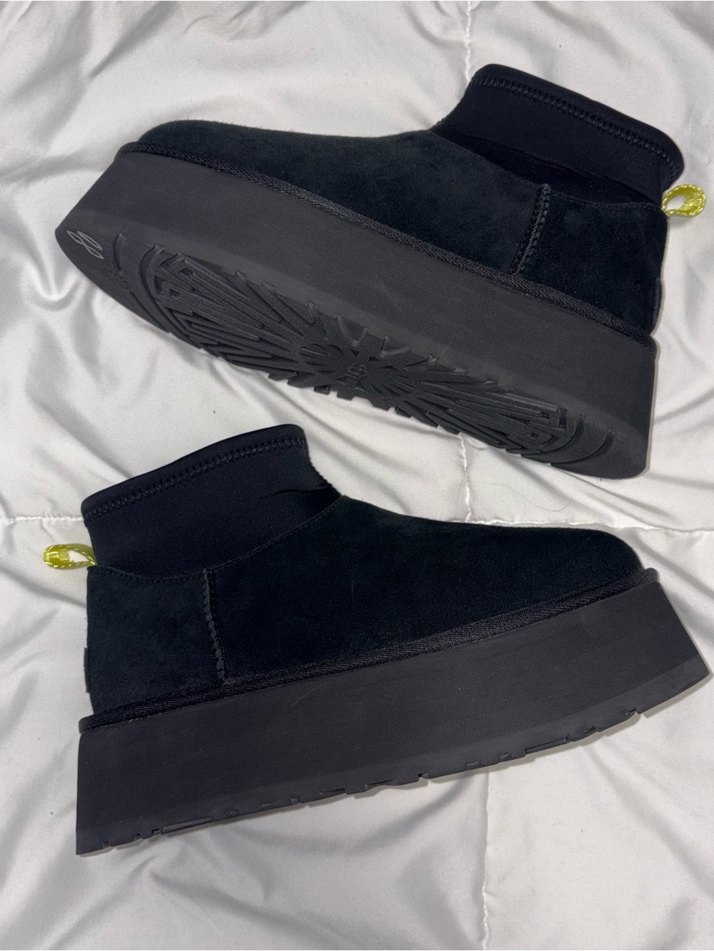 New! UGG Classic Mini Dipper Boots Size 7 Black Suede - Picture 9 of 11